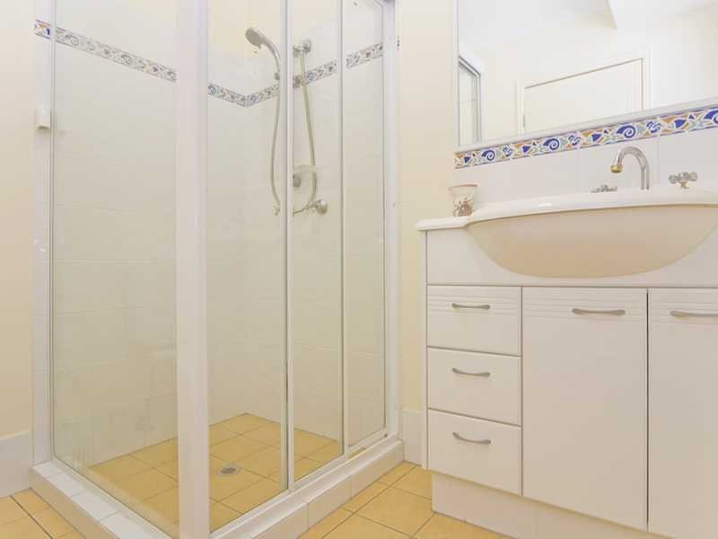 9/32-34 Dutton Street, Coolangatta QLD 4225