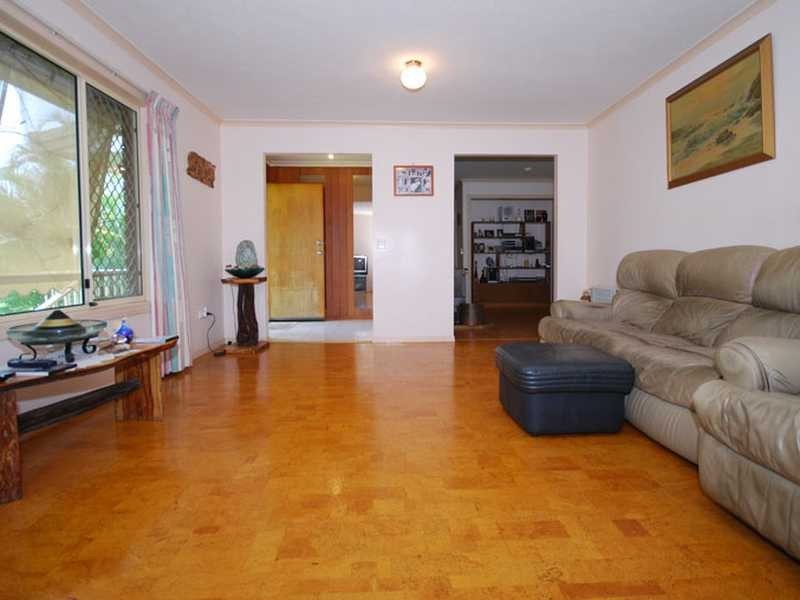 5 Costelloe Street, Tugun QLD 4224