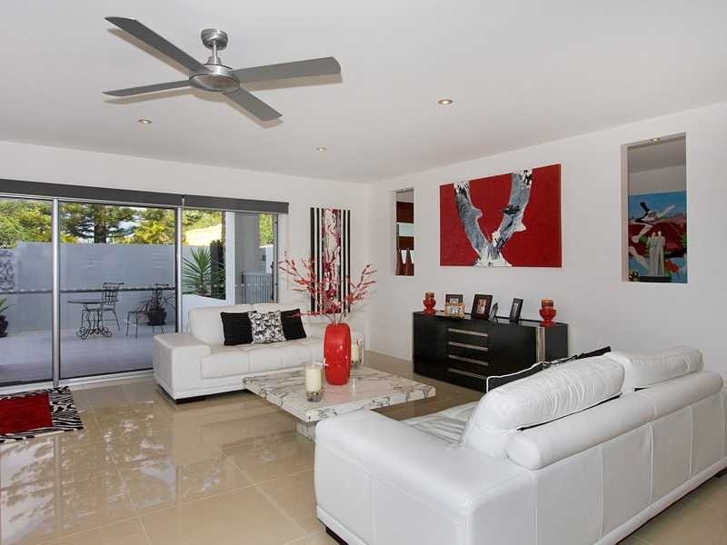 49 Wyberba Street, Tugun QLD 4224