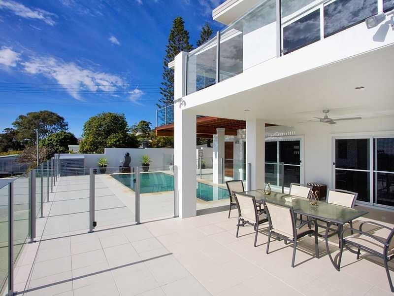 49 Wyberba Street, Tugun QLD 4224