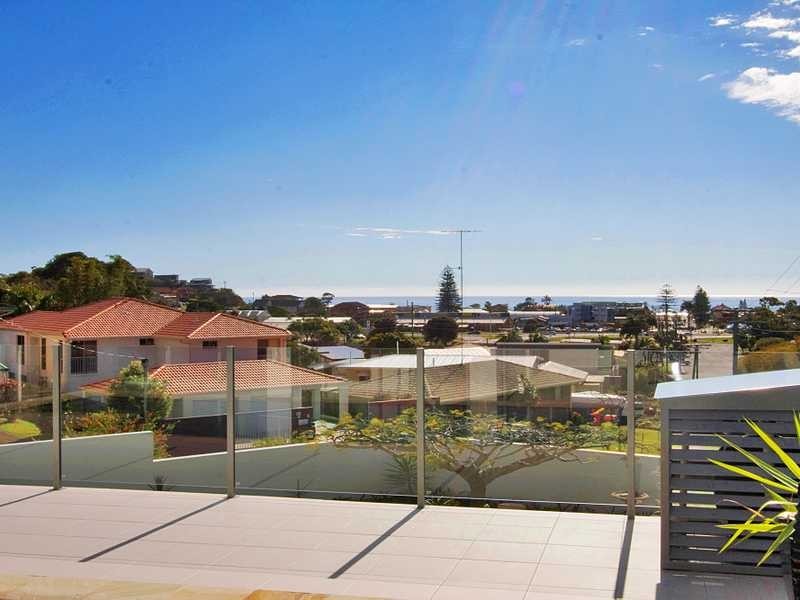 49 Wyberba Street, Tugun QLD 4224