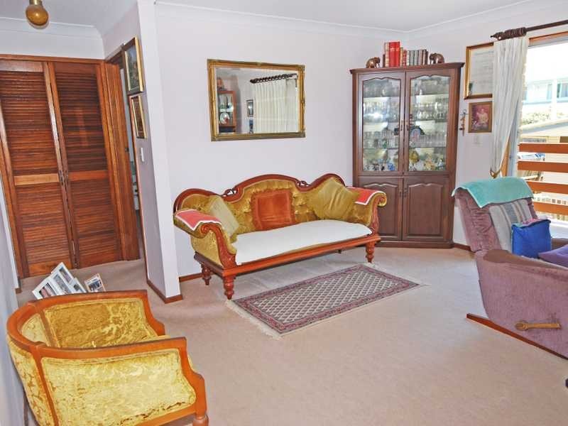 Unit 4/88 Pacific Parade, Bilinga QLD 4225