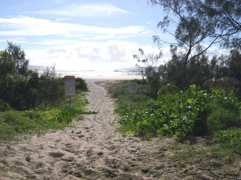 2/146 Pacific Parade, Bilinga QLD 4225