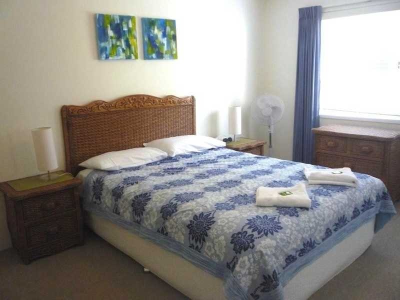 2/146 Pacific Parade, Bilinga QLD 4225