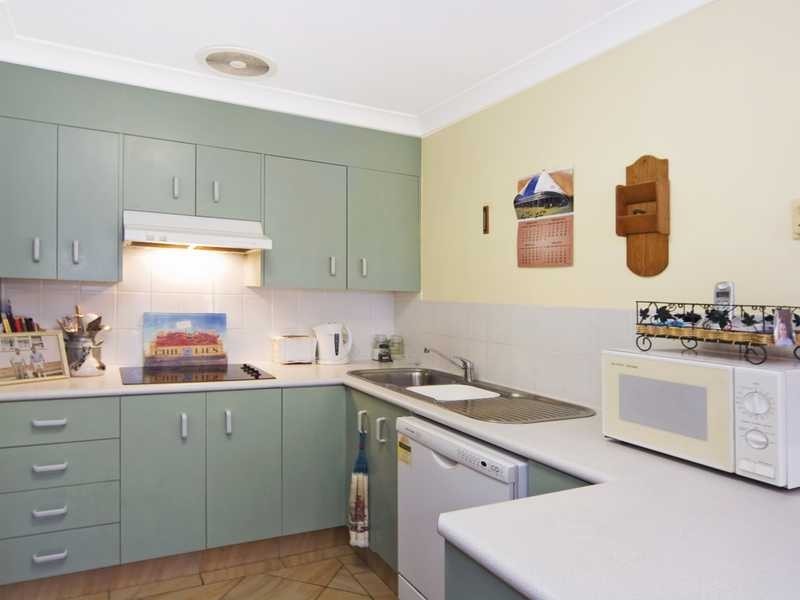 1/6 Alpina Place, Banora Point NSW 2486