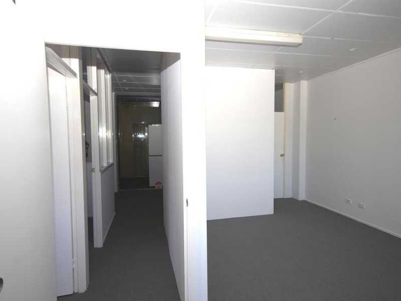 Suite 5 90-100 Griffith Street, Coolangatta QLD 4225