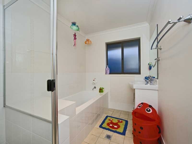 127 Botanical Circuit, Banora Point NSW 2486