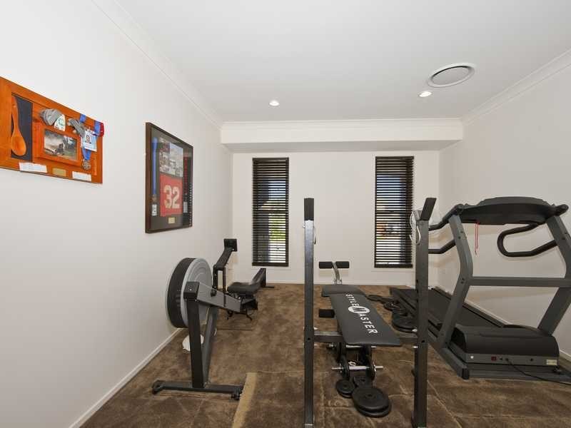 127 Botanical Circuit, Banora Point NSW 2486