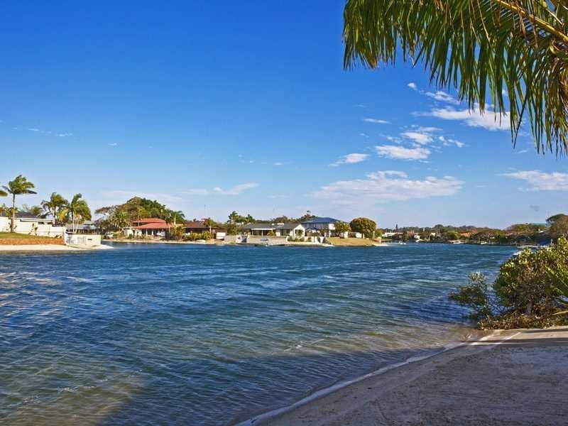 48 Parkes Drive, Tweed Heads NSW 2485