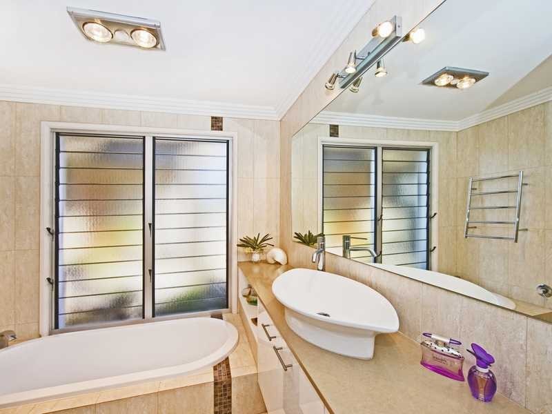 48 Parkes Drive, Tweed Heads NSW 2485