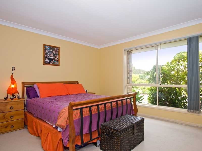 30 Birkdale Court, Banora Point NSW 2486