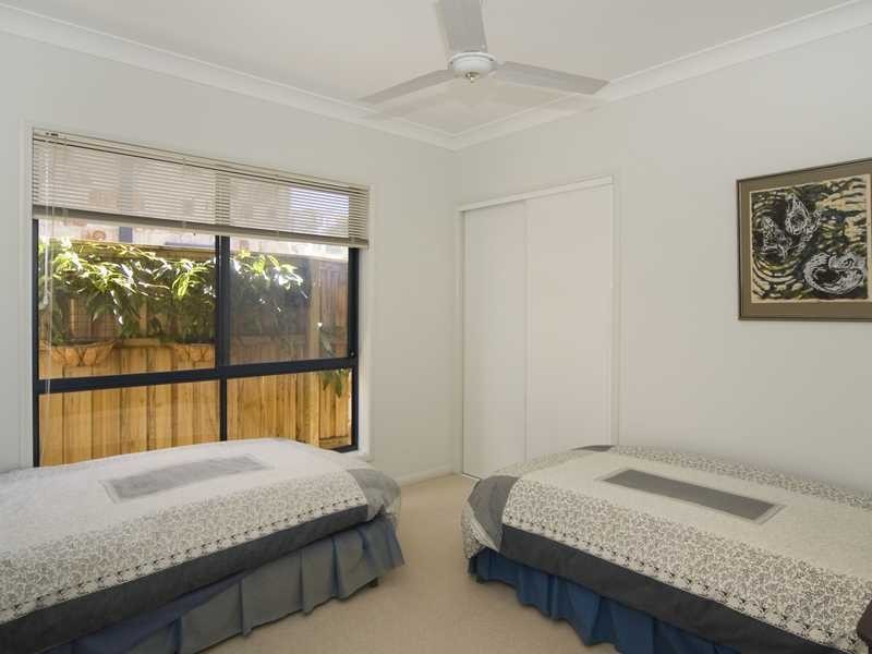 2/2 Daintree Close, Banora Point NSW 2486