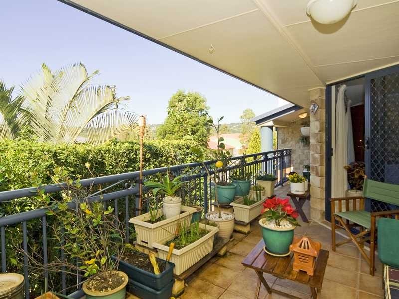 2/2 Daintree Close, Banora Point NSW 2486