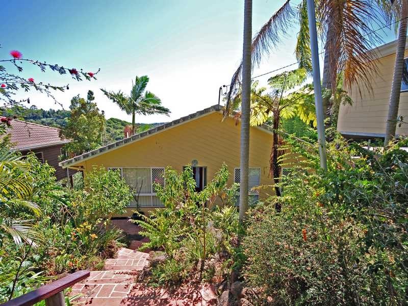 32 Peninsula Drive, Bilambil Heights NSW 2486