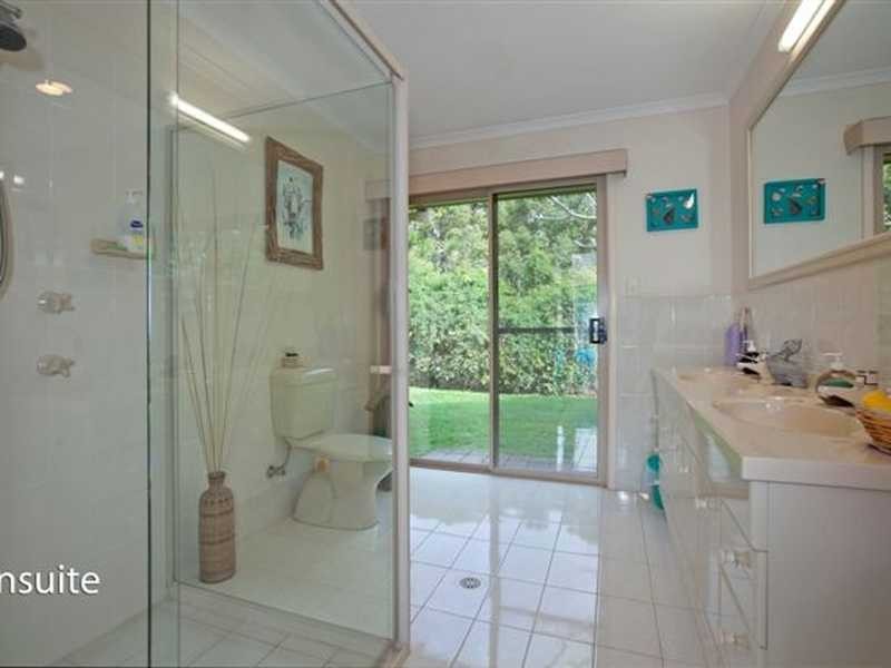 15 Aroona Crescent, Bilambil NSW 2486