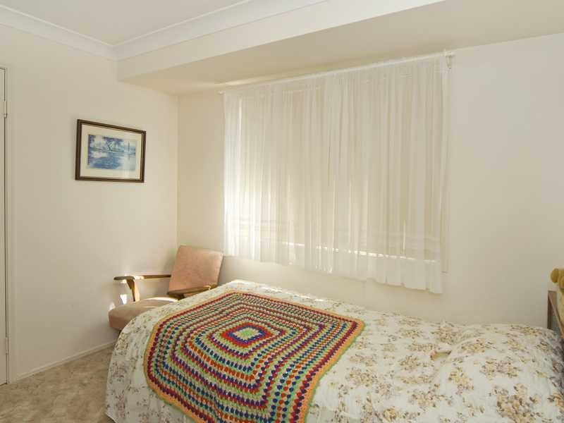 9 Woodlands Drive, Banora Point NSW 2486