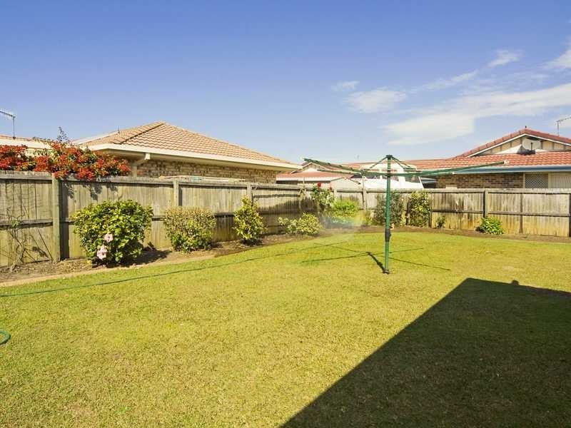 9 Woodlands Drive, Banora Point NSW 2486
