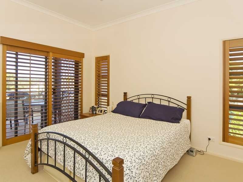 1/2 Daintree Close, Banora Point NSW 2486