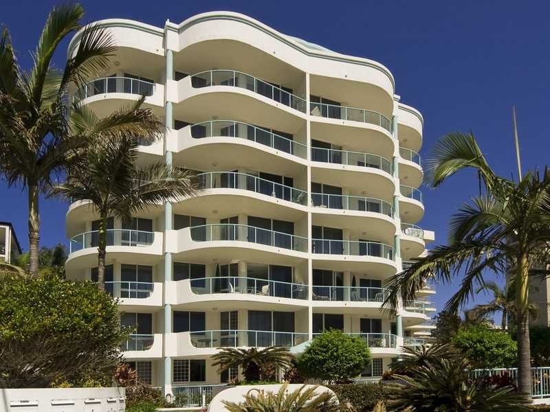 5/4-6 Eden Avenue, Rainbow Bay QLD 4225