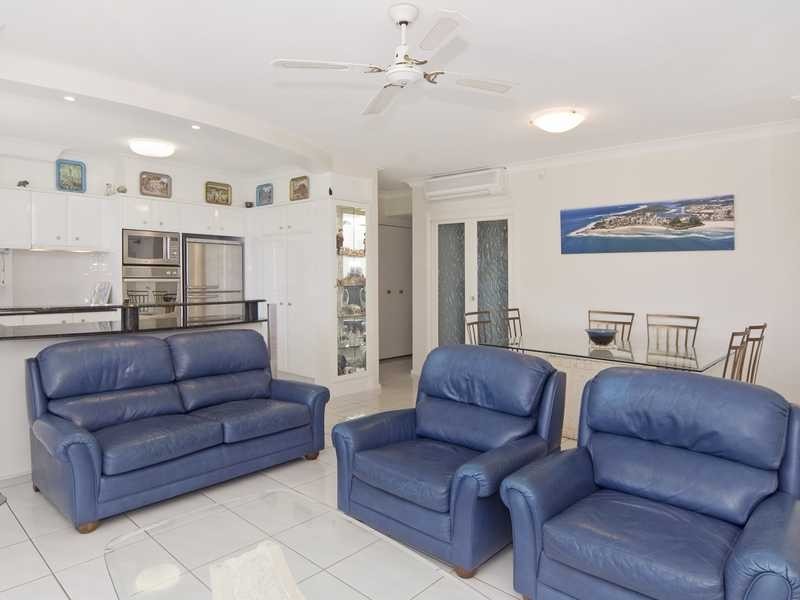5/4-6 Eden Avenue, Rainbow Bay QLD 4225