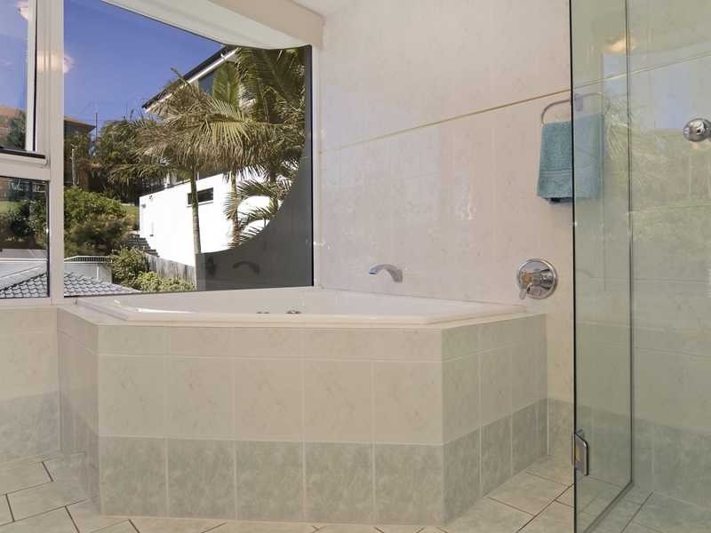 5/4-6 Eden Avenue, Rainbow Bay QLD 4225