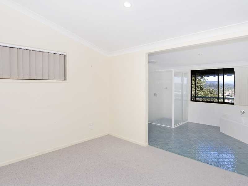 33 Leeward Tce, Tweed Heads NSW 2485