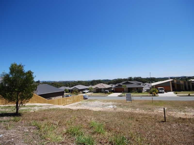 8 Wren Court, Tweed Heads South NSW 2486