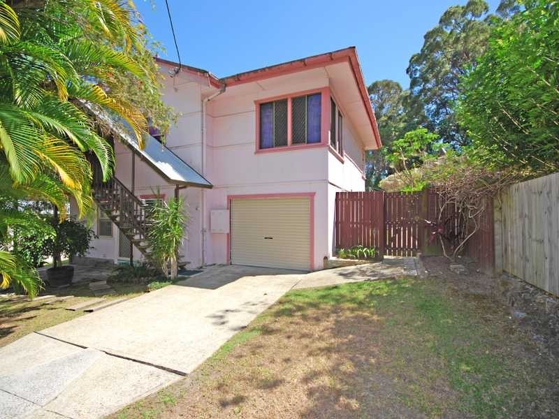 5 Stapylton Street, Coolangatta QLD 4225