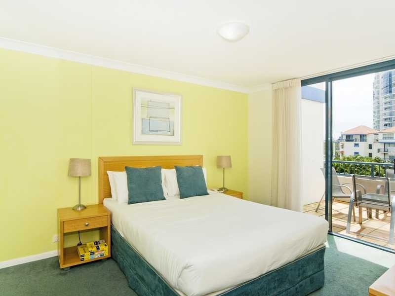 Unit 415/99 Griffith Street, Coolangatta QLD 4225