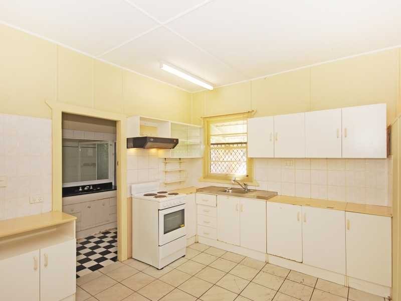 54 Dry Dock Road, Tweed Heads South NSW 2486