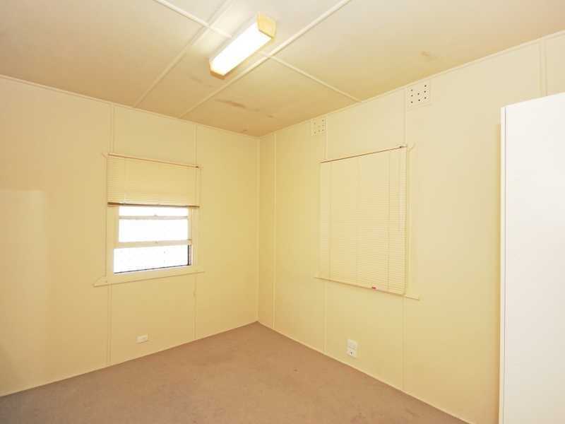 54 Dry Dock Road, Tweed Heads South NSW 2486