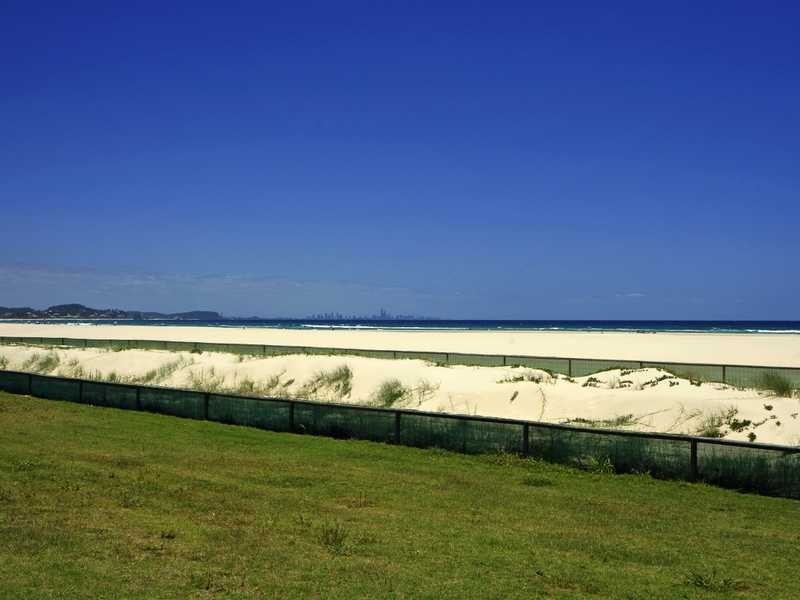 16 Haig Street, Kirra QLD 4225