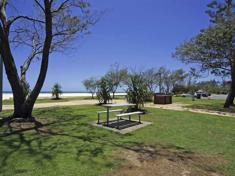 16 Haig Street, Kirra QLD 4225