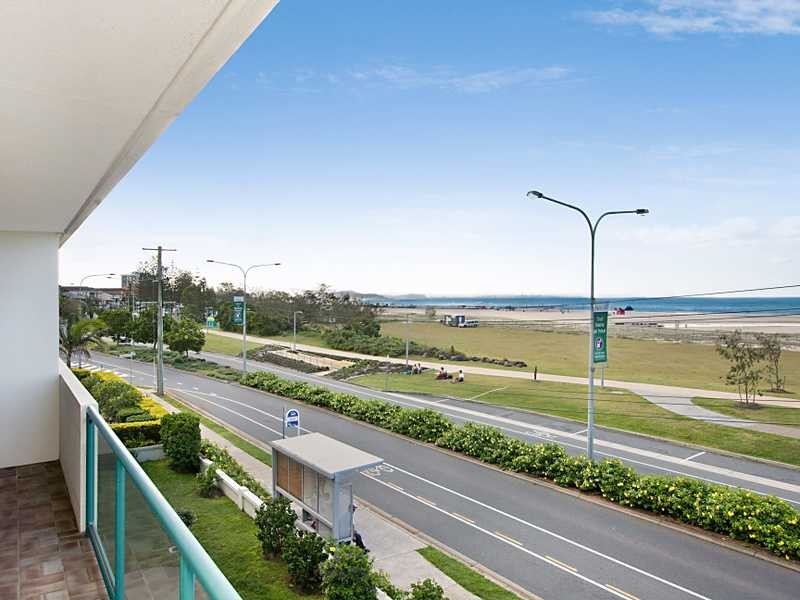 Unit 8/4 Musgrave Street, Kirra QLD 4225