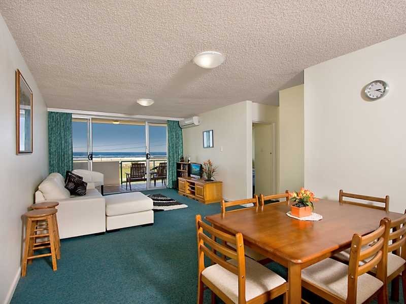 Unit 8/4 Musgrave Street, Kirra QLD 4225