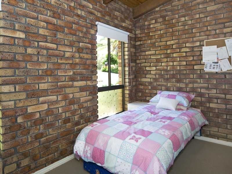 2 Elm Place, Banora Point NSW 2486