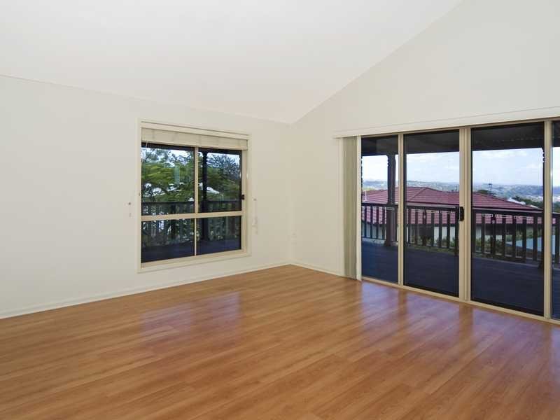 40 Kintyre Crescent, Banora Point NSW 2486