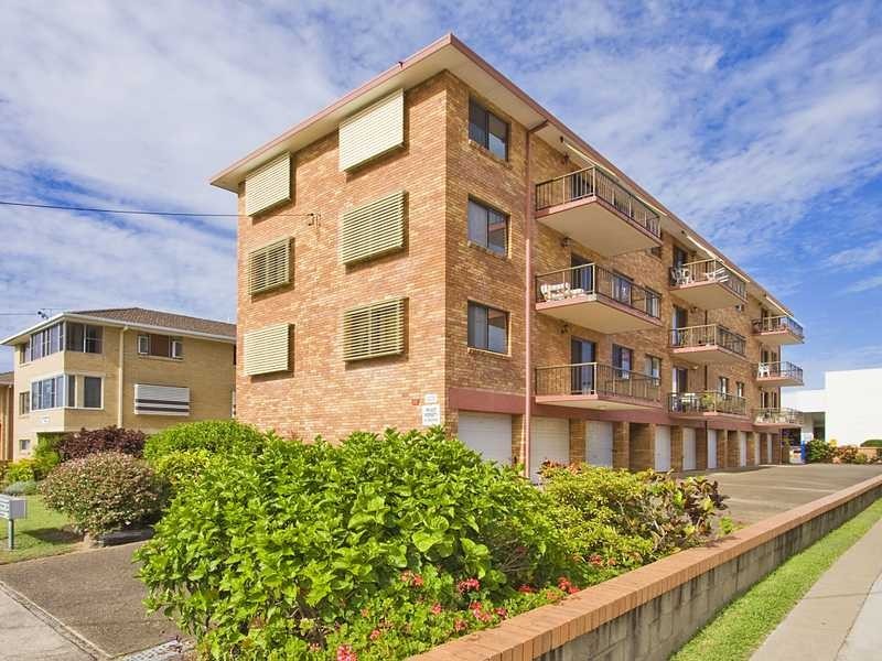2/11 Endeavour Parade, Tweed Heads NSW 2485