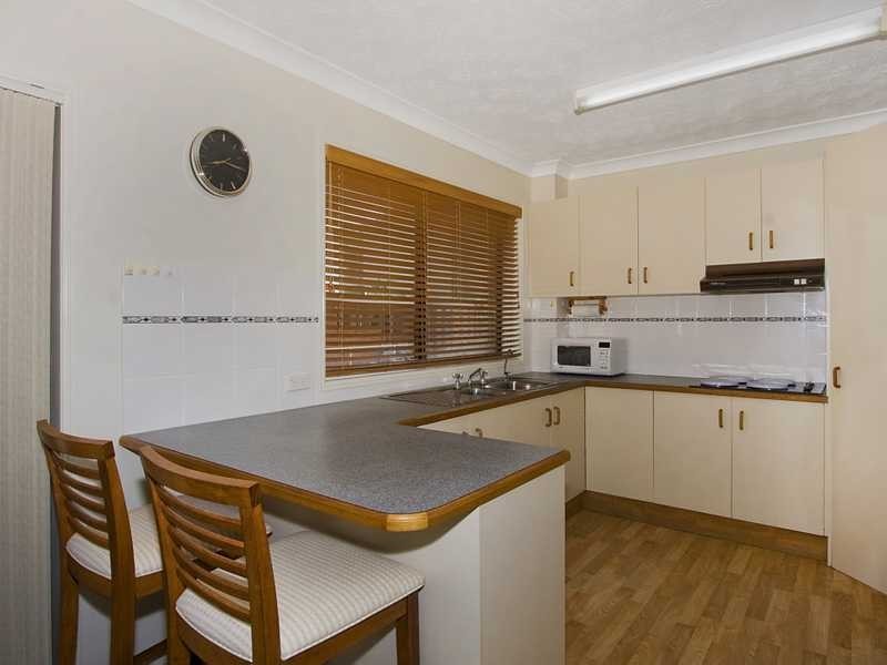 2/11 Endeavour Parade, Tweed Heads NSW 2485