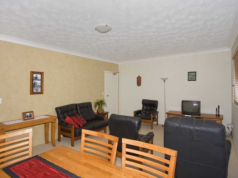 2/11 Endeavour Parade, Tweed Heads NSW 2485