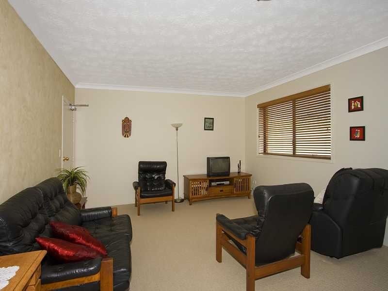 2/11 Endeavour Parade, Tweed Heads NSW 2485