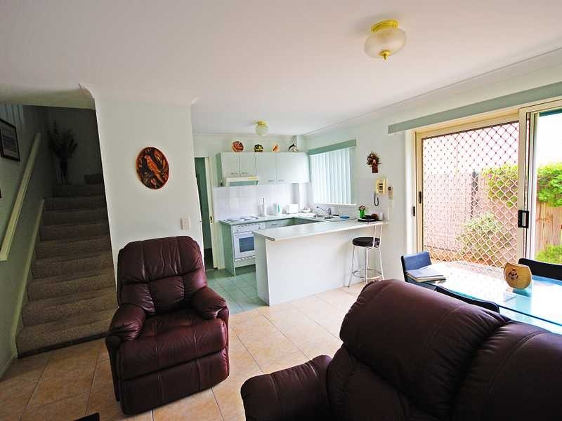 Villa/1/49-53 Dutton st, Coolangatta QLD 4225