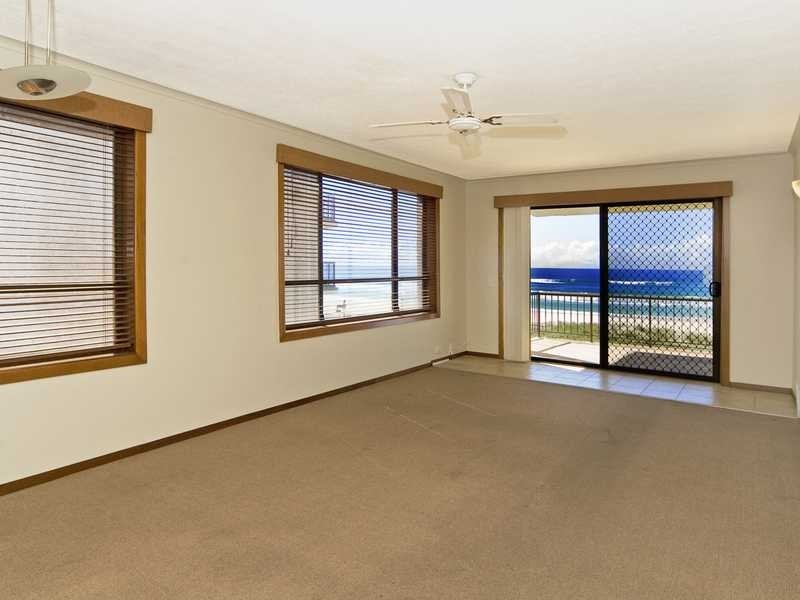 Unit 8/271 Golden Four Drive, Bilinga QLD 4225