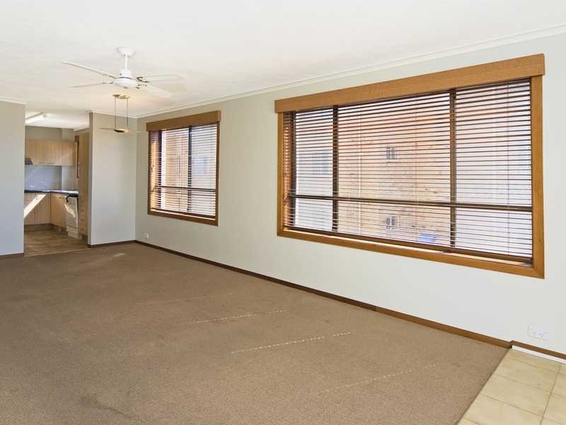 Unit 8/271 Golden Four Drive, Bilinga QLD 4225