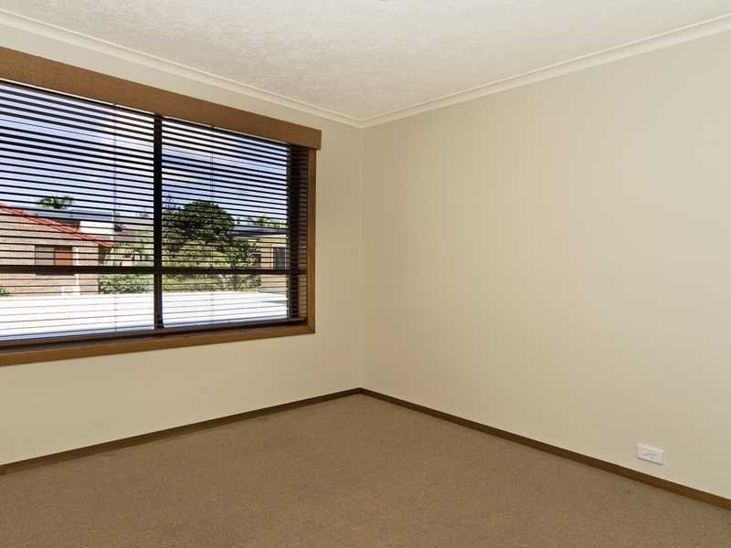 Unit 8/271 Golden Four Drive, Bilinga QLD 4225