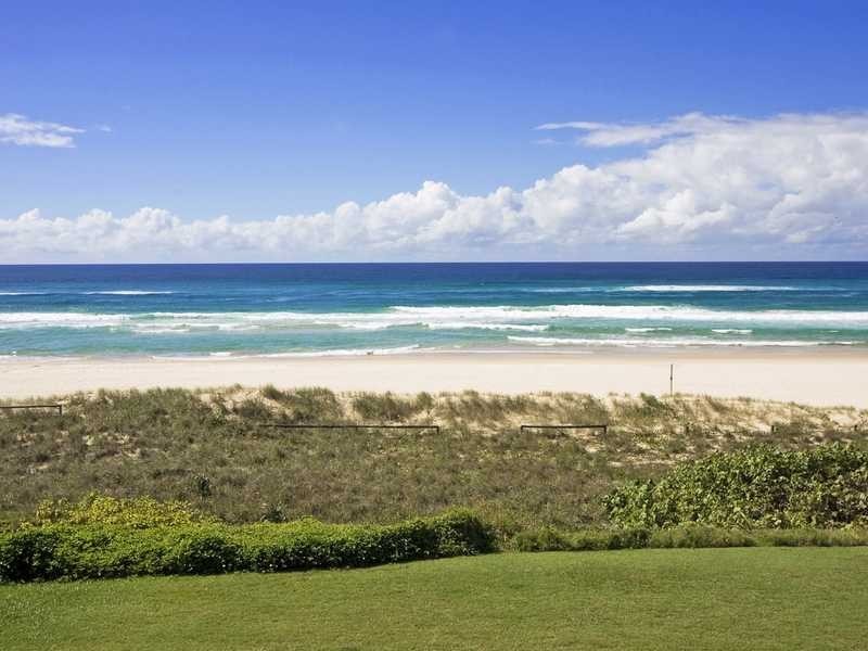 Unit 8/271 Golden Four Drive, Bilinga QLD 4225