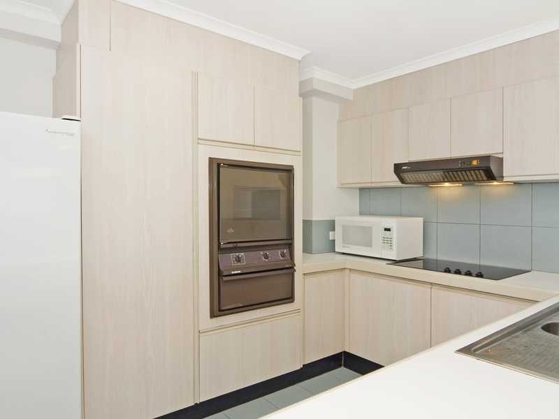 Apartment 3/70 Marine Parade, Coolangatta QLD 4225