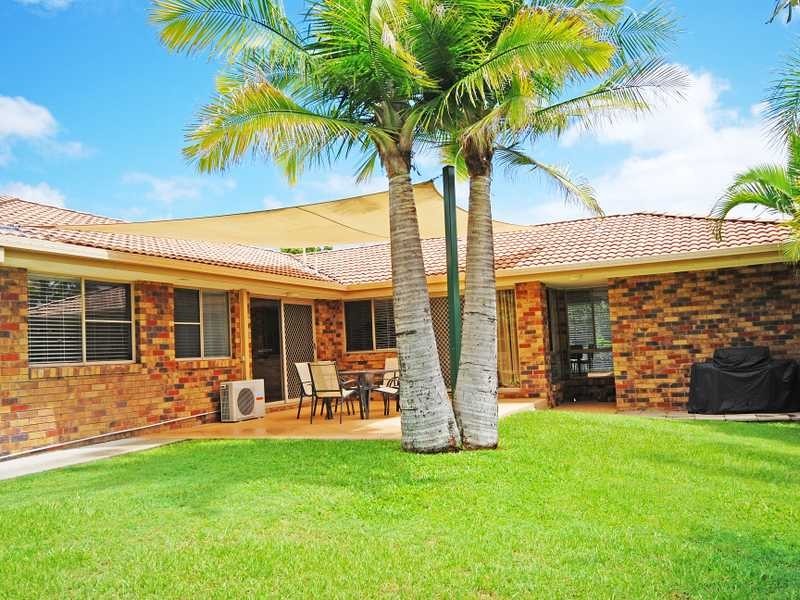 122 Ash Drive, Banora Point NSW 2486