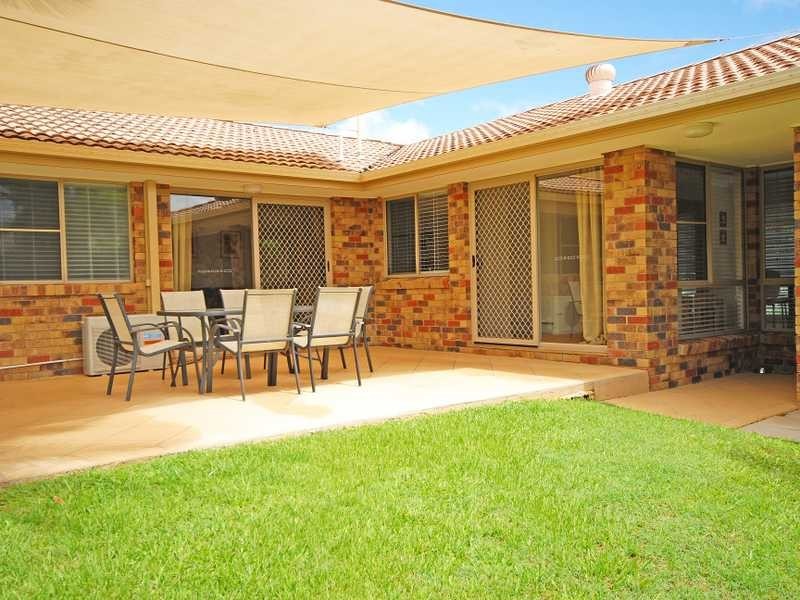 122 Ash Drive, Banora Point NSW 2486
