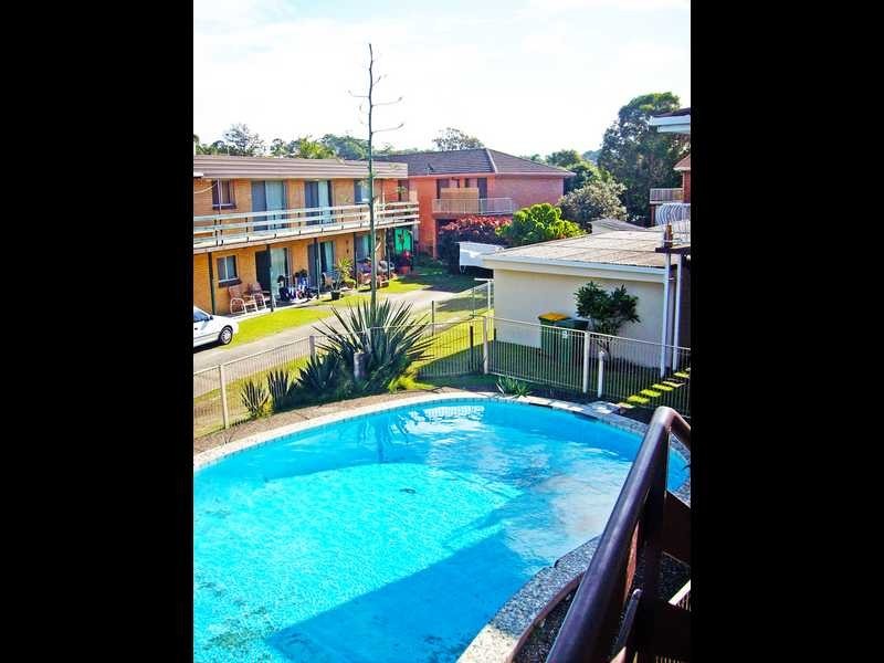 Unit 4/496 Coolangatta Road, Tugun QLD 4224